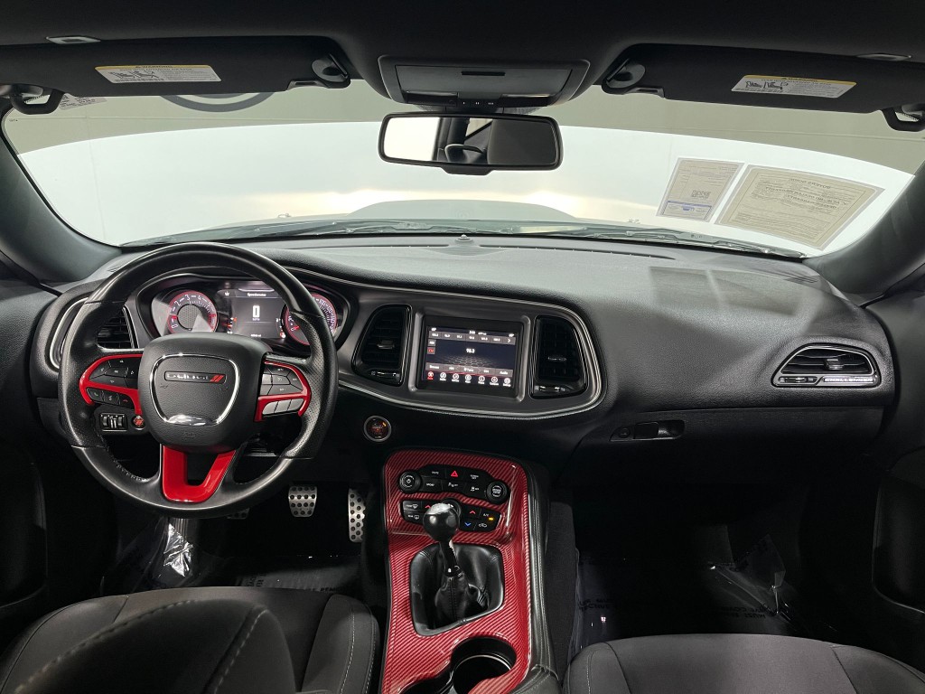 2019 Dodge Challenger Image 15
