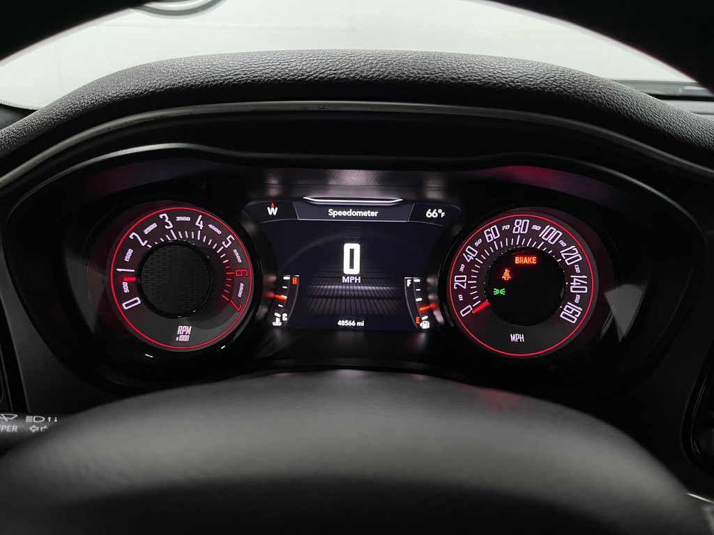 2019 Dodge Challenger Image 19