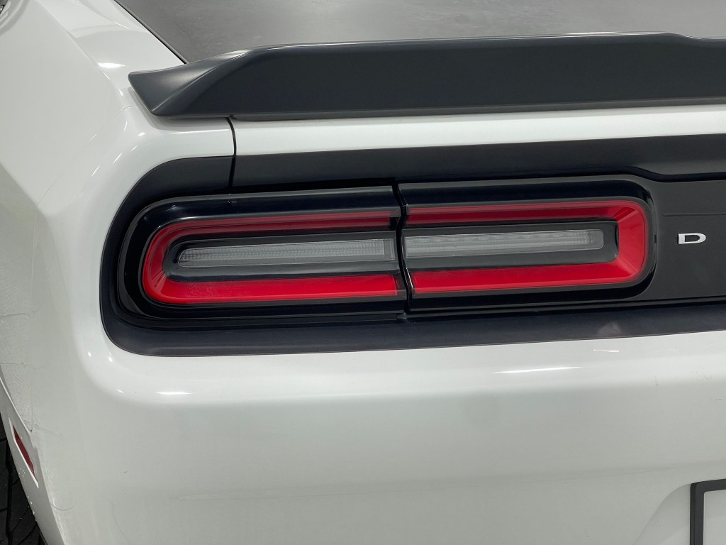 2019 Dodge Challenger Image 30
