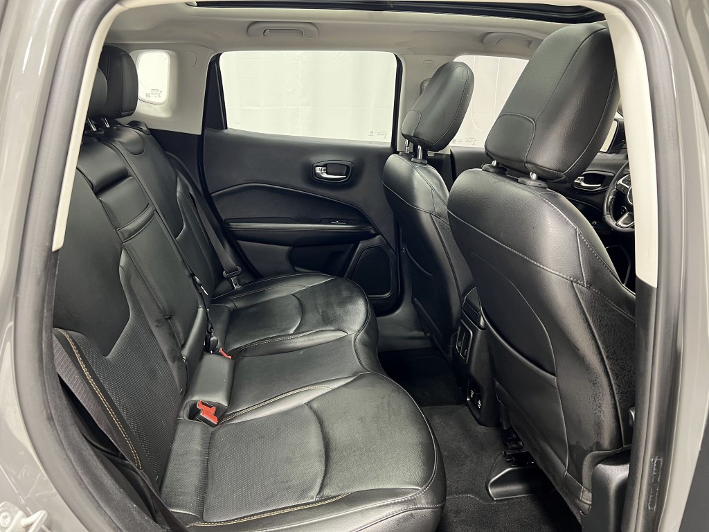2019 Jeep Compass Image 30