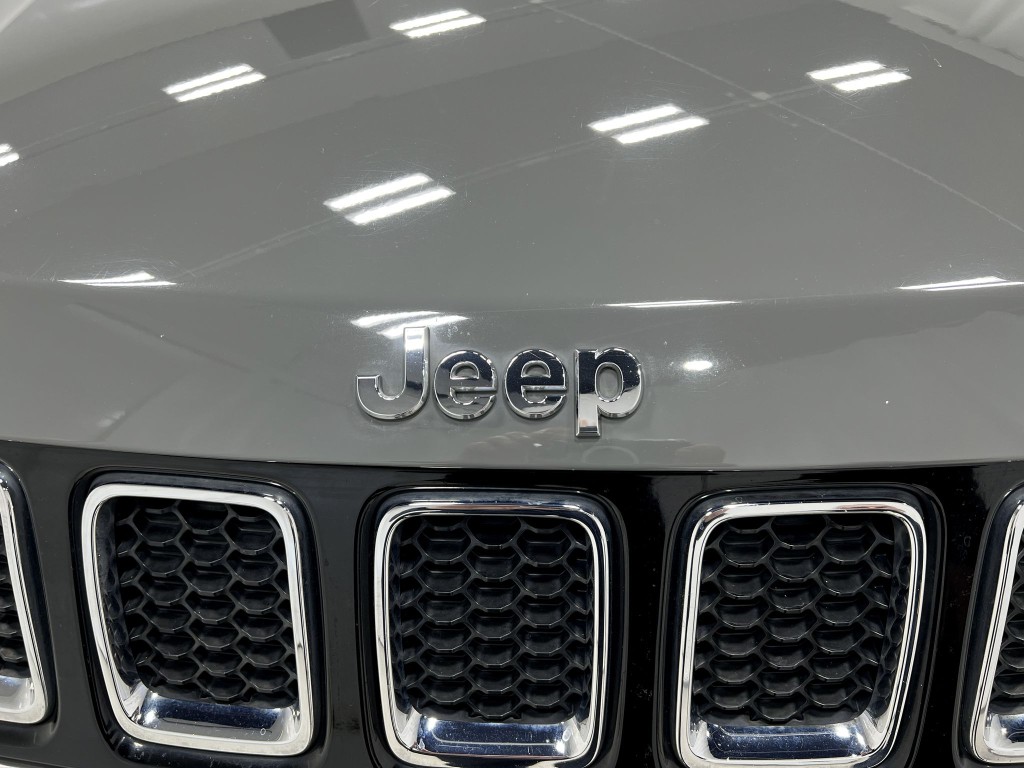2019 Jeep Compass Image 37