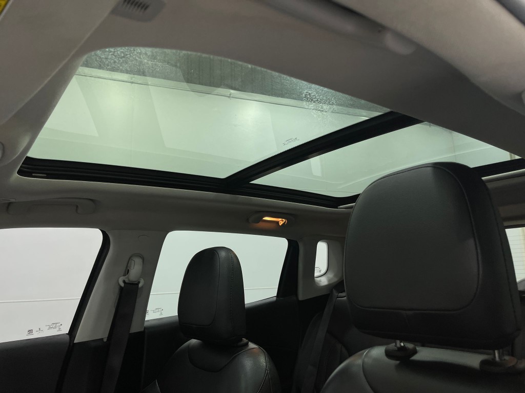 2019 Jeep Compass Image 12