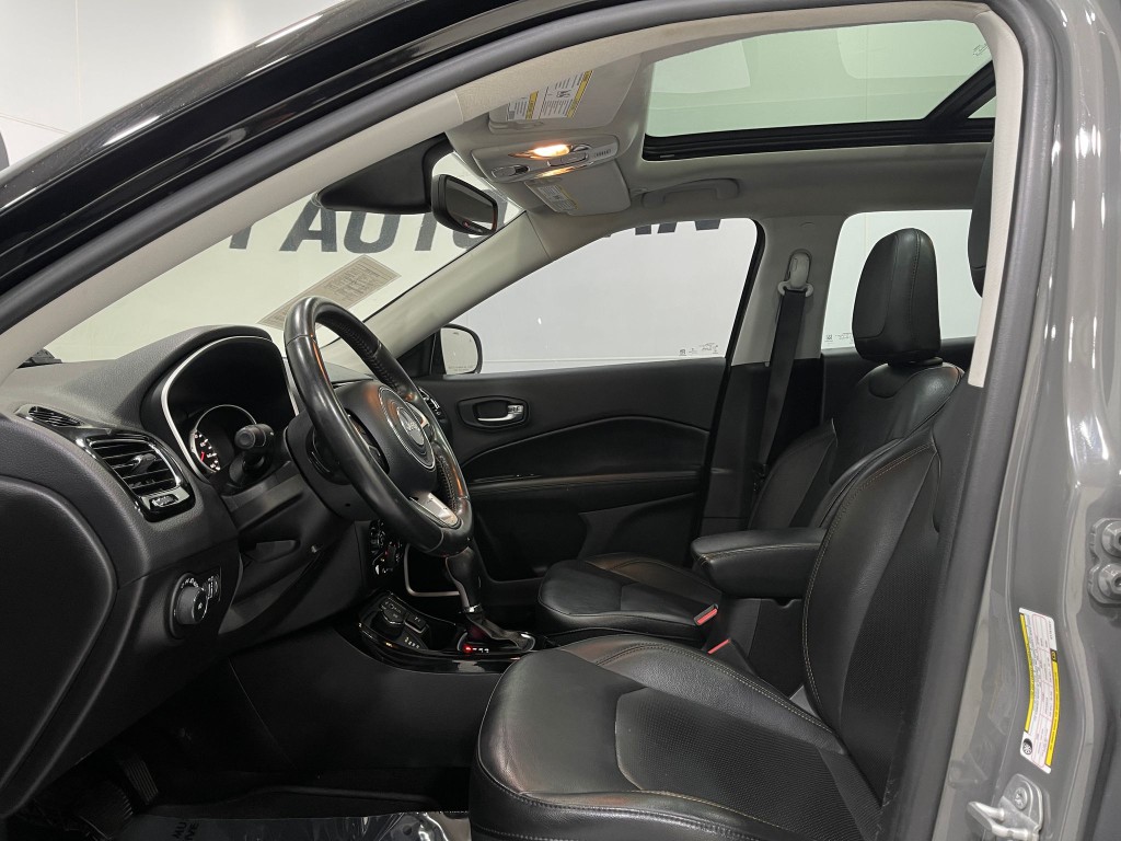 2019 Jeep Compass Image 13