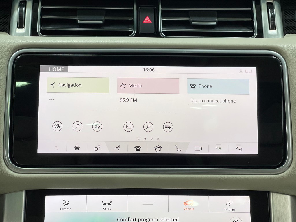 2019 Land Rover Range Rover Image 24