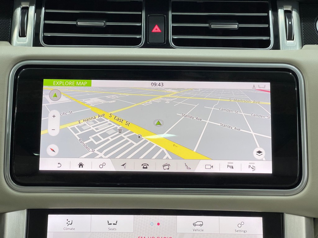 2019 Land Rover Range Rover Image 10