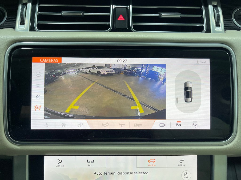 2019 Land Rover Range Rover Image 11