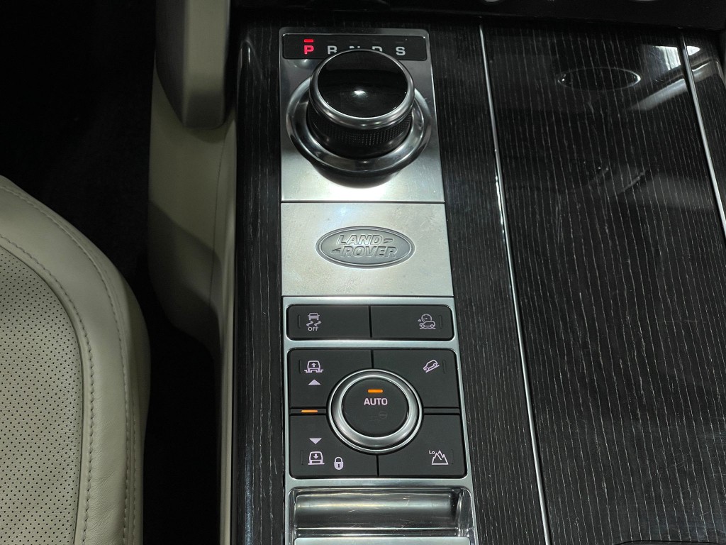 2019 Land Rover Range Rover Image 29