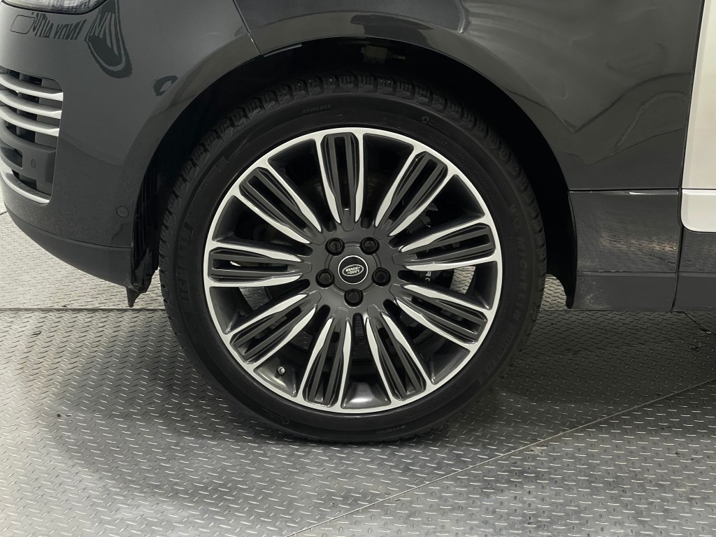 2019 Land Rover Range Rover Image 35