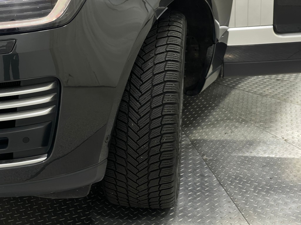 2019 Land Rover Range Rover Image 36