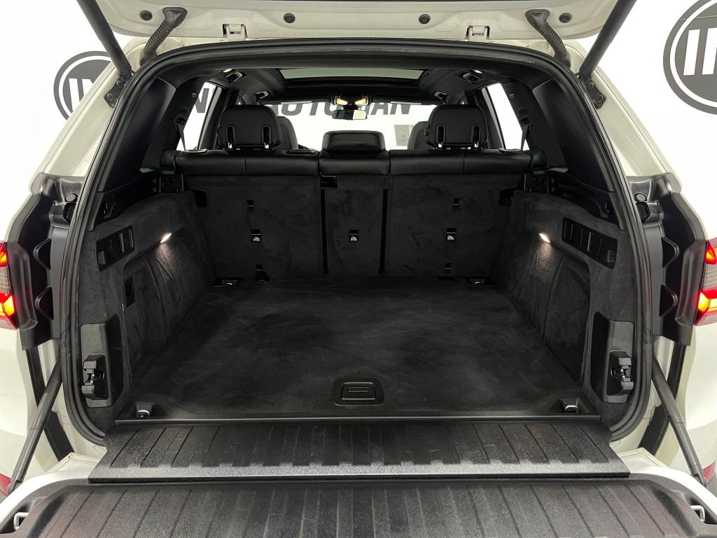 2019 BMW X5 Image 26