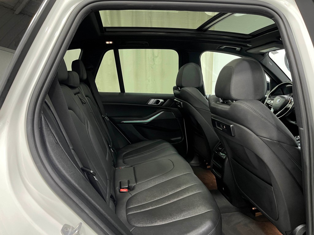 2019 BMW X5 Image 31