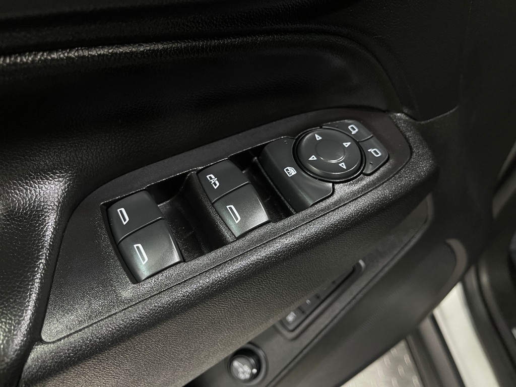 2019 Chevrolet Equinox Image 15