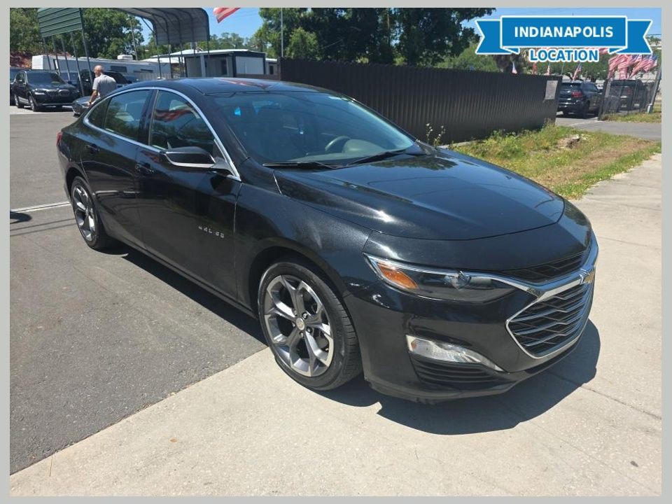 2021 Chevrolet Malibu Image 1