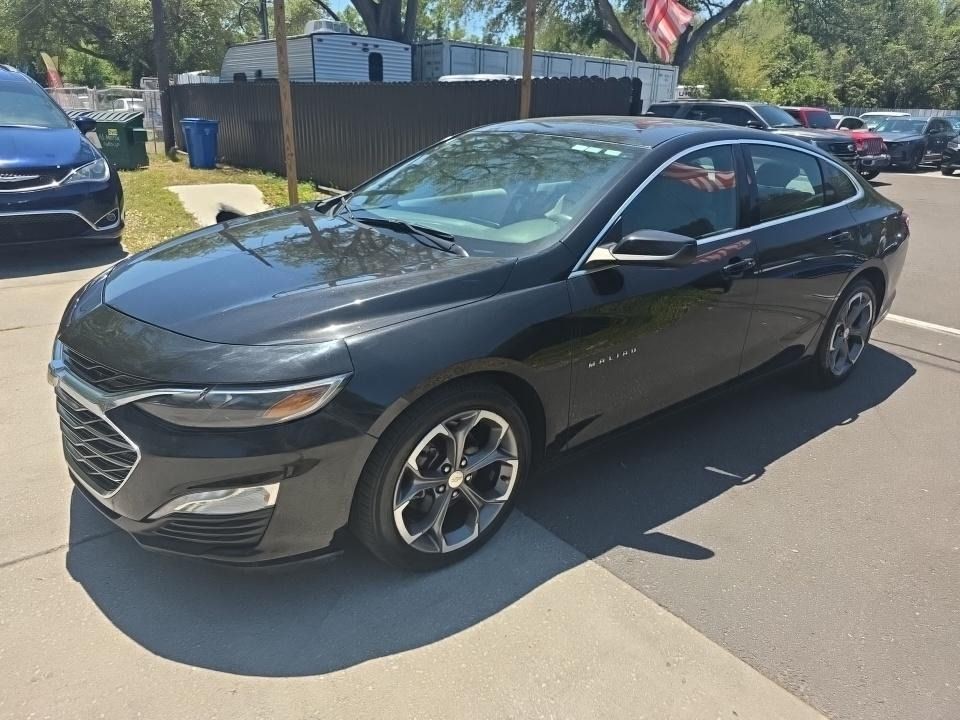 2021 Chevrolet Malibu Image 2
