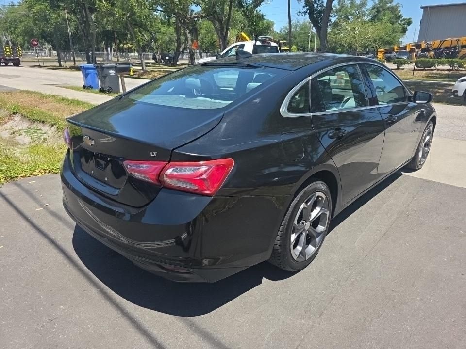2021 Chevrolet Malibu Image 3