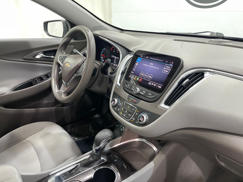 2021 Chevrolet Malibu Image 18