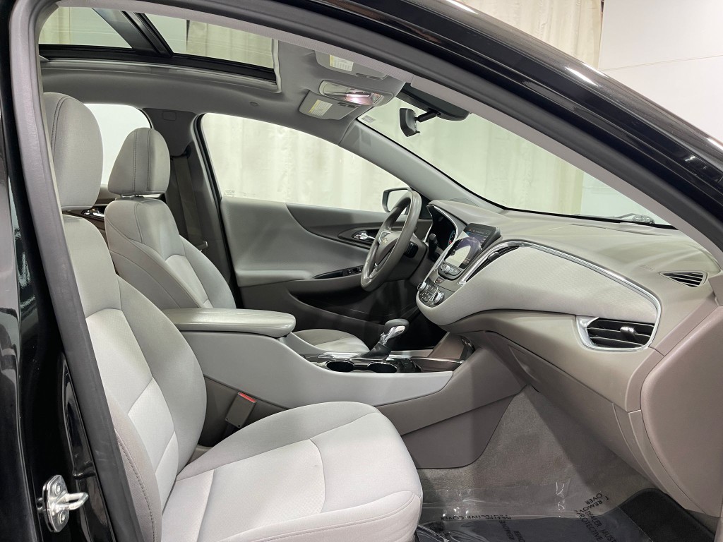 2021 Chevrolet Malibu Image 30