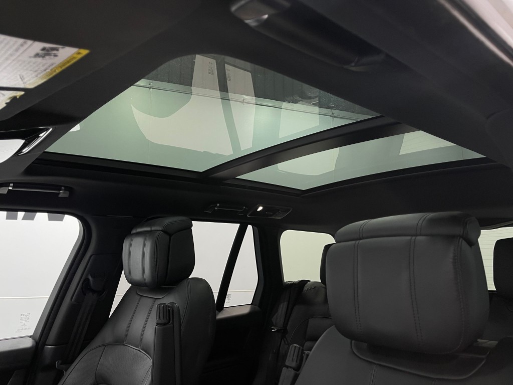 2019 Land Rover Range Rover Image 12