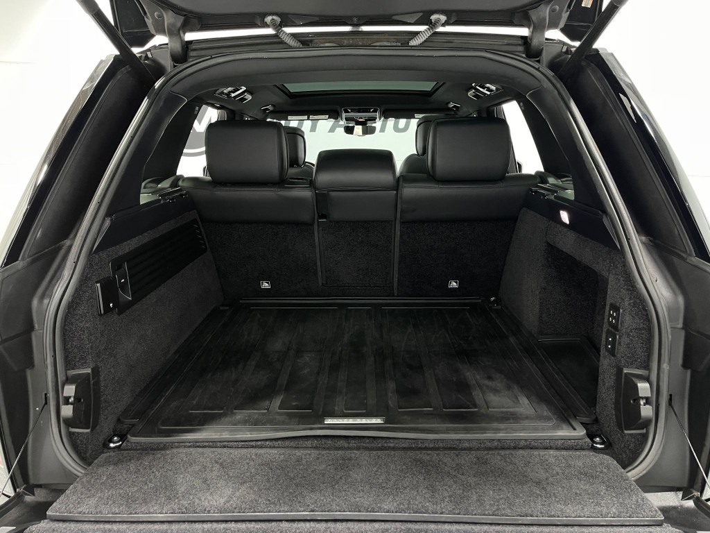 2019 Land Rover Range Rover Image 26