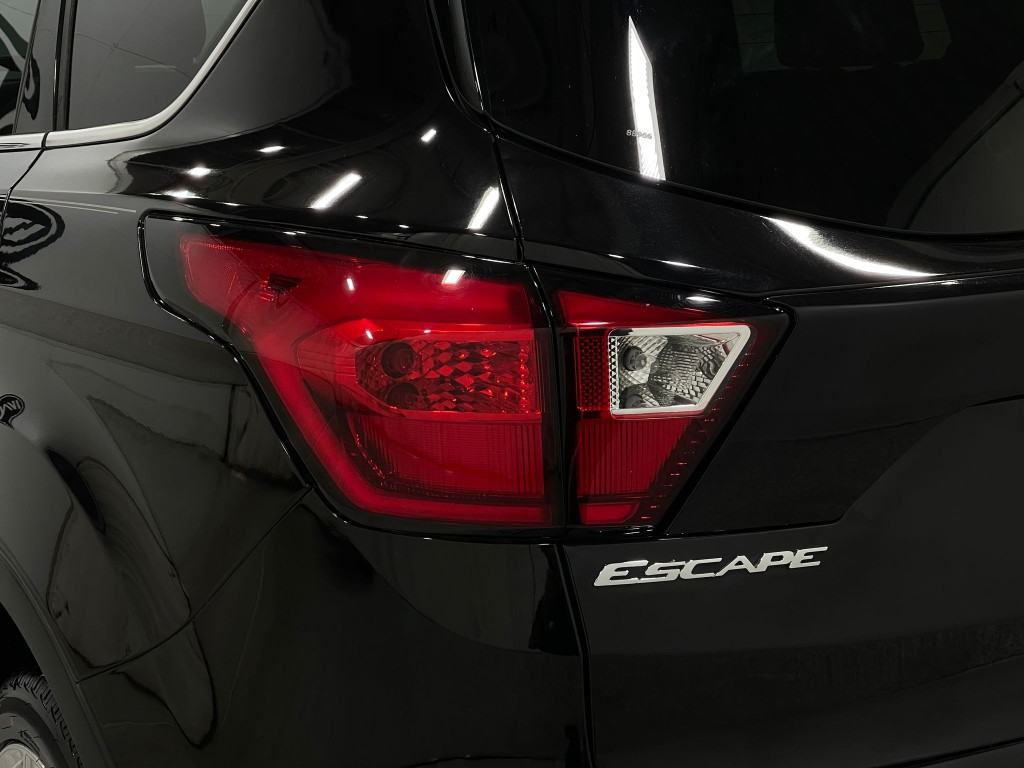2019 Ford Escape Image 34