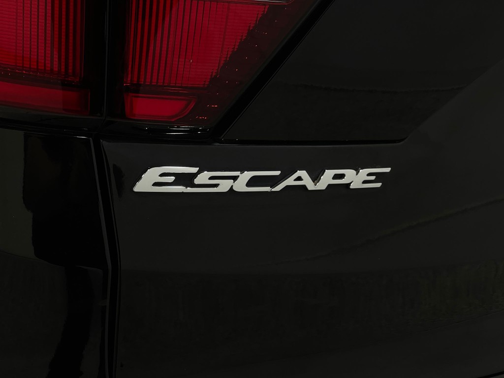 2019 Ford Escape Image 38