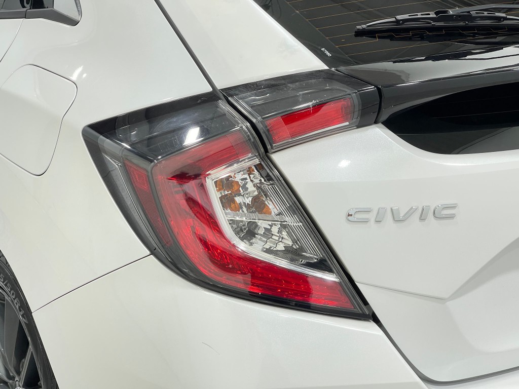 2020 Honda Civic Image 32