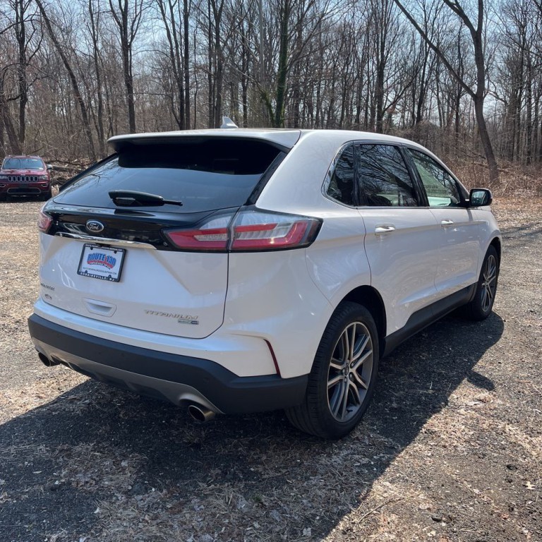 2019 Ford Edge Image 5