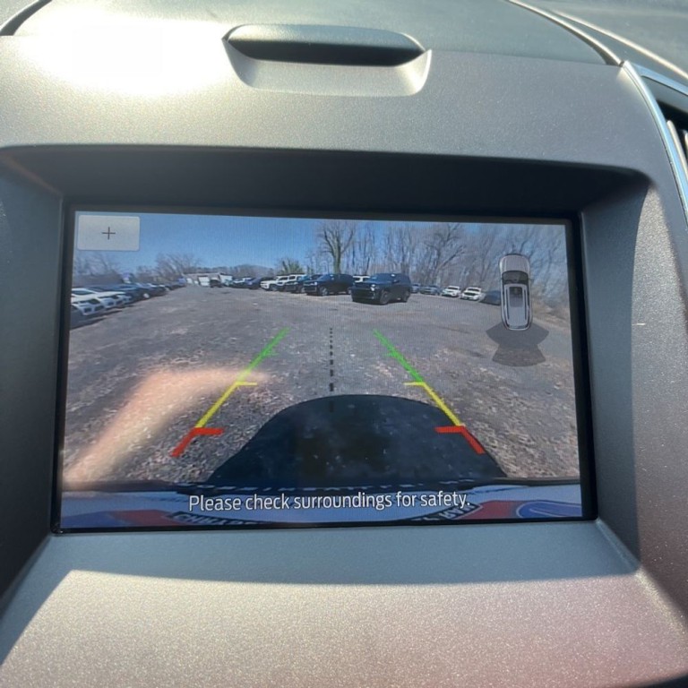 2019 Ford Edge Image 12