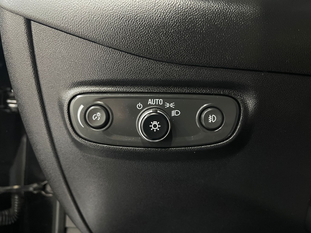 2019 Chevrolet Equinox Image 19