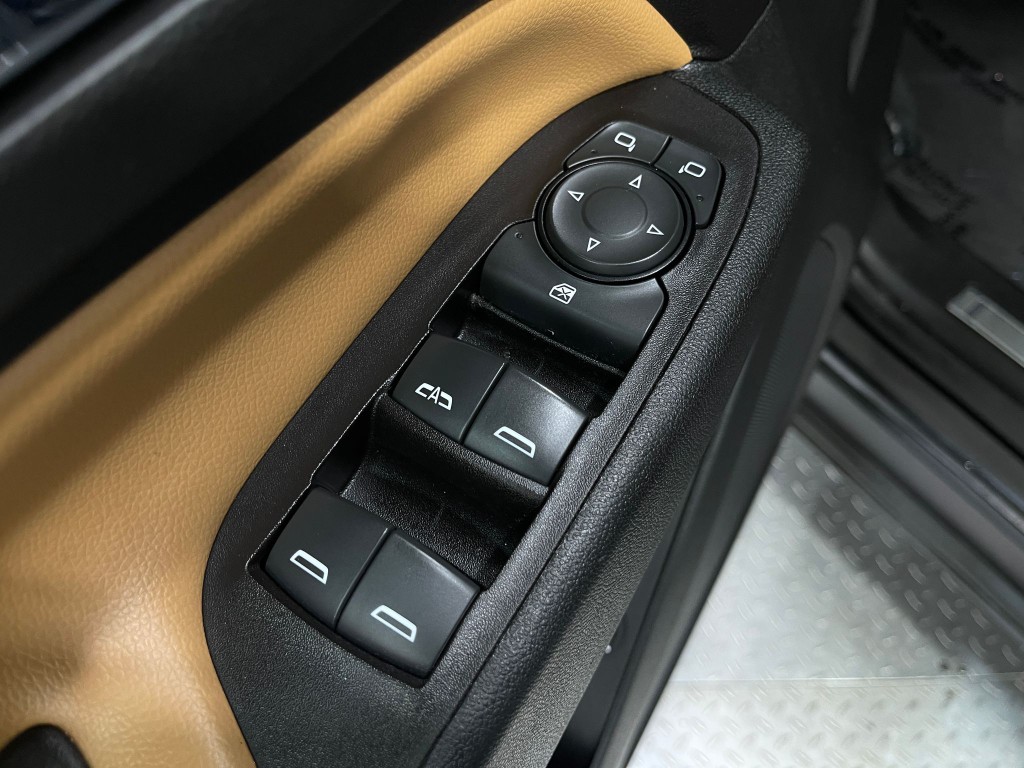 2019 Chevrolet Equinox Image 13