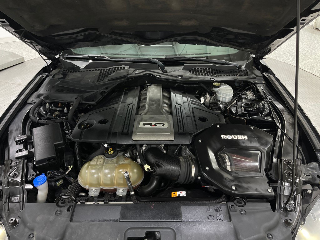 2018 Ford Mustang Image 24
