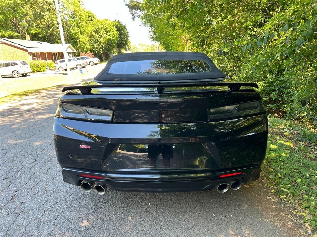 2018 Chevrolet Camaro Image 5