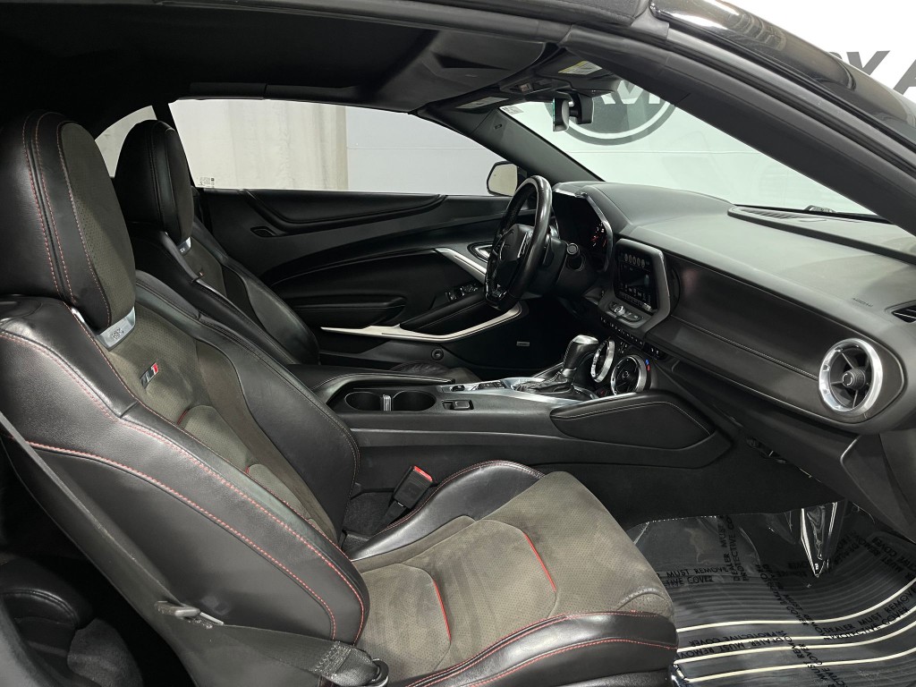 2018 Chevrolet Camaro Image 30