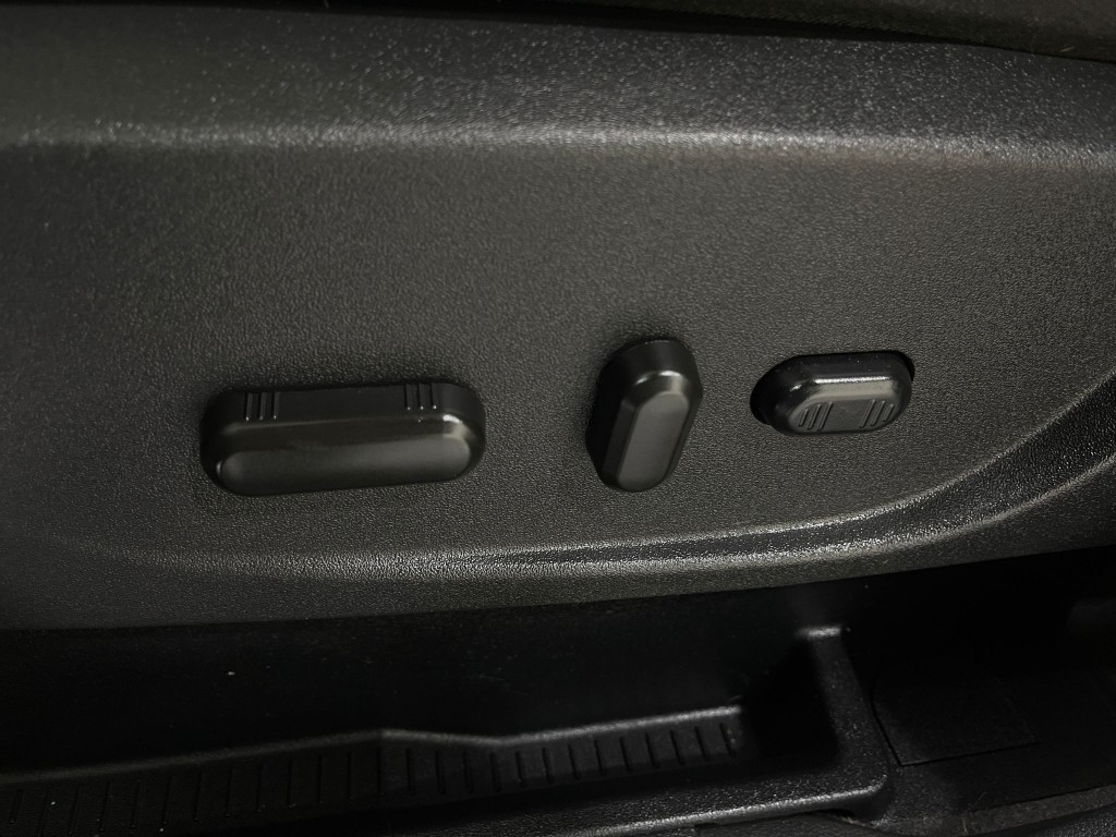 2018 Ford Escape Image 16