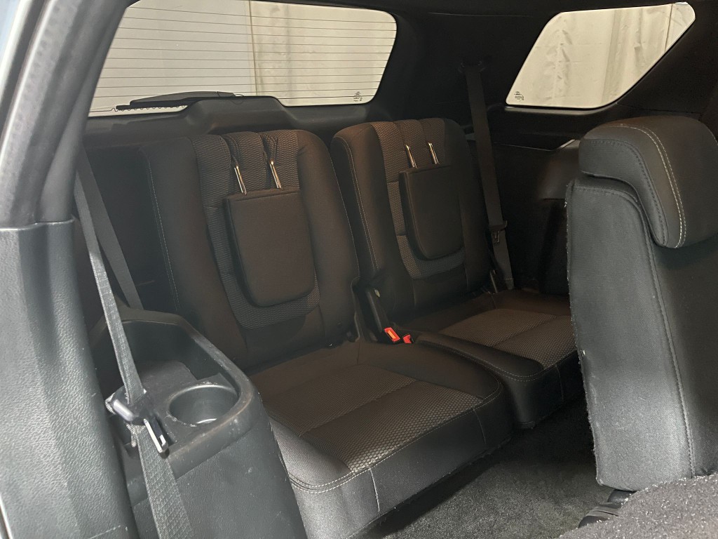 2018 Ford Explorer Image 32