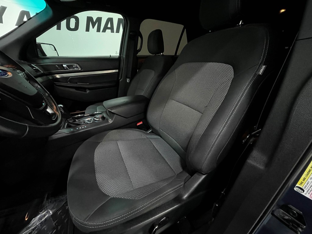 2018 Ford Explorer Image 13