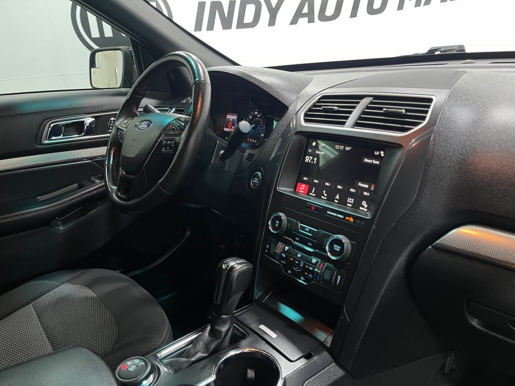 2018 Ford Explorer Image 19