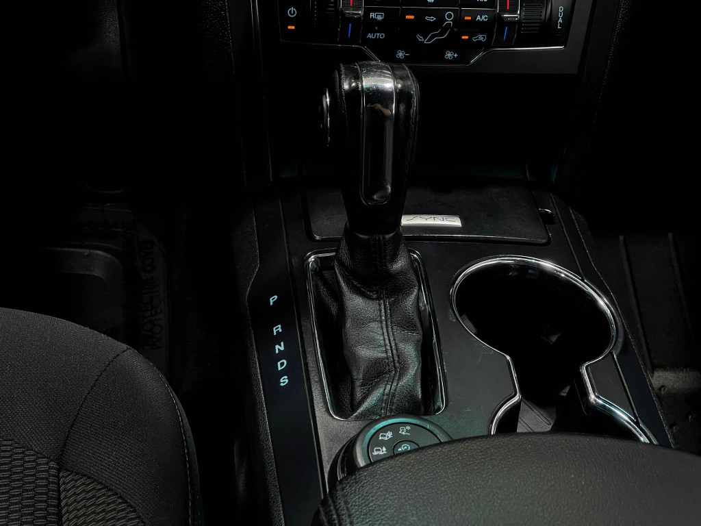2018 Ford Explorer Image 28