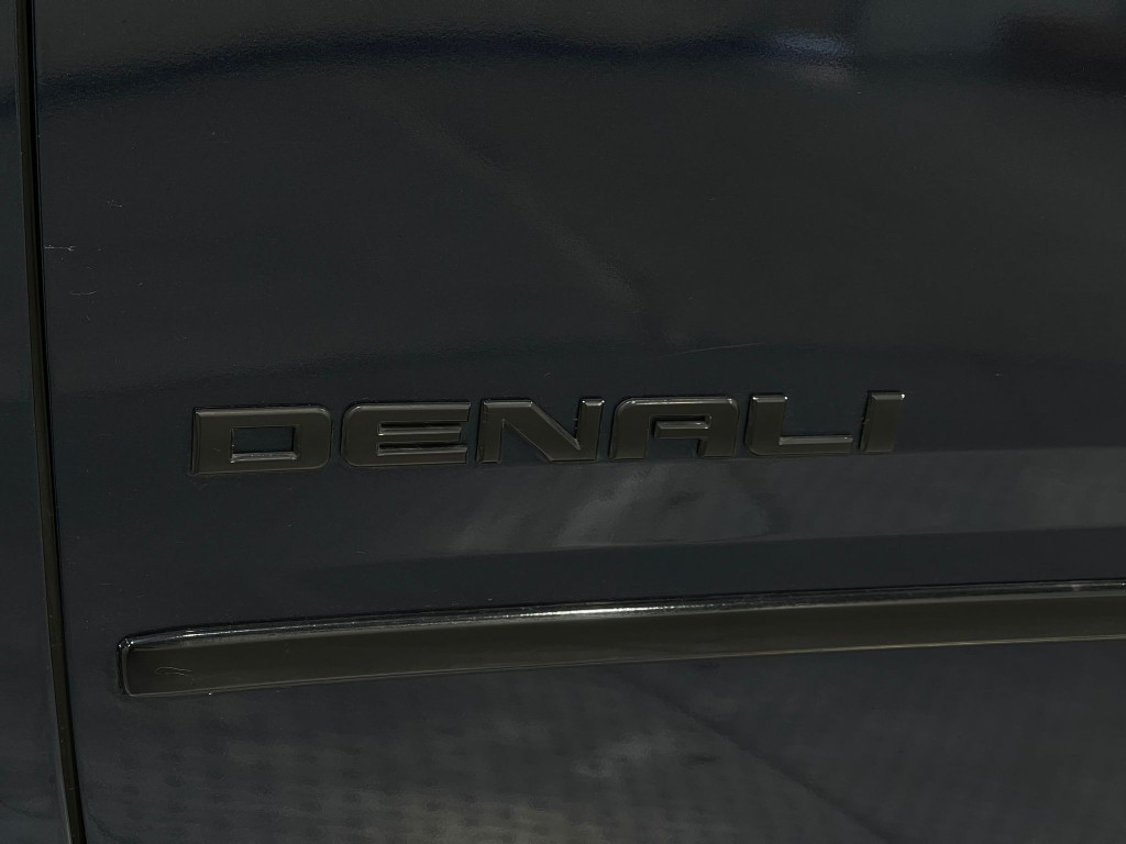 2018 GMC Yukon Image 41