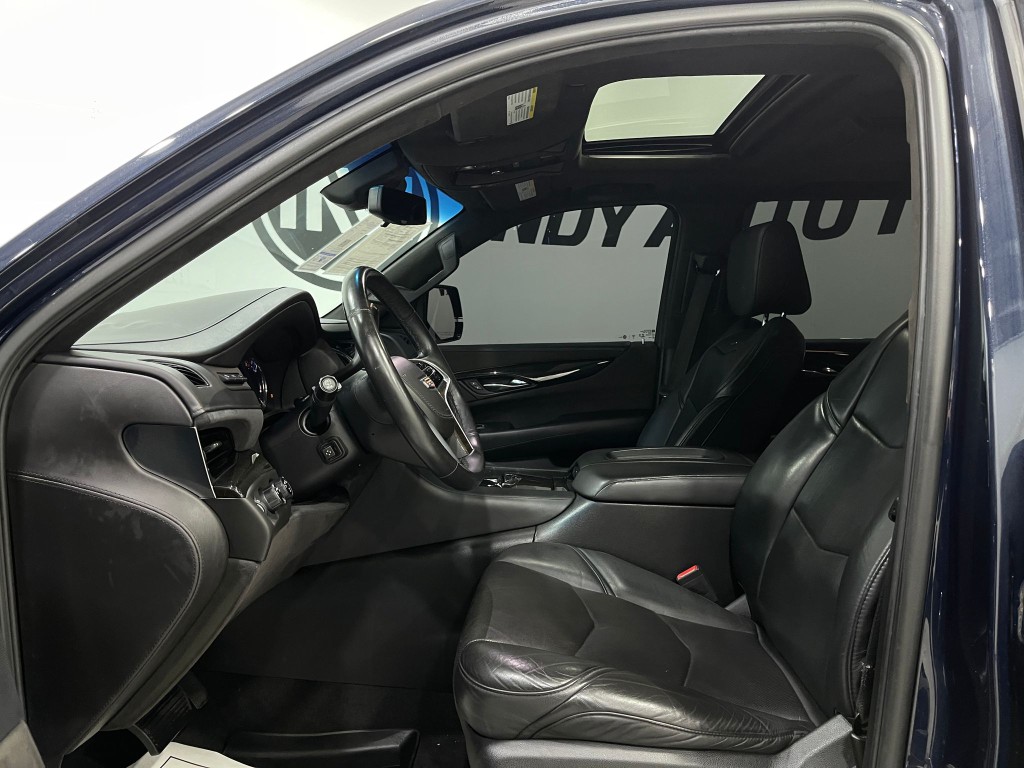 2018 Cadillac Escalade Image 13