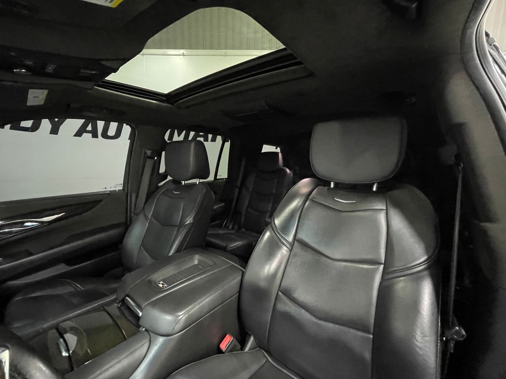 2018 Cadillac Escalade Image 14