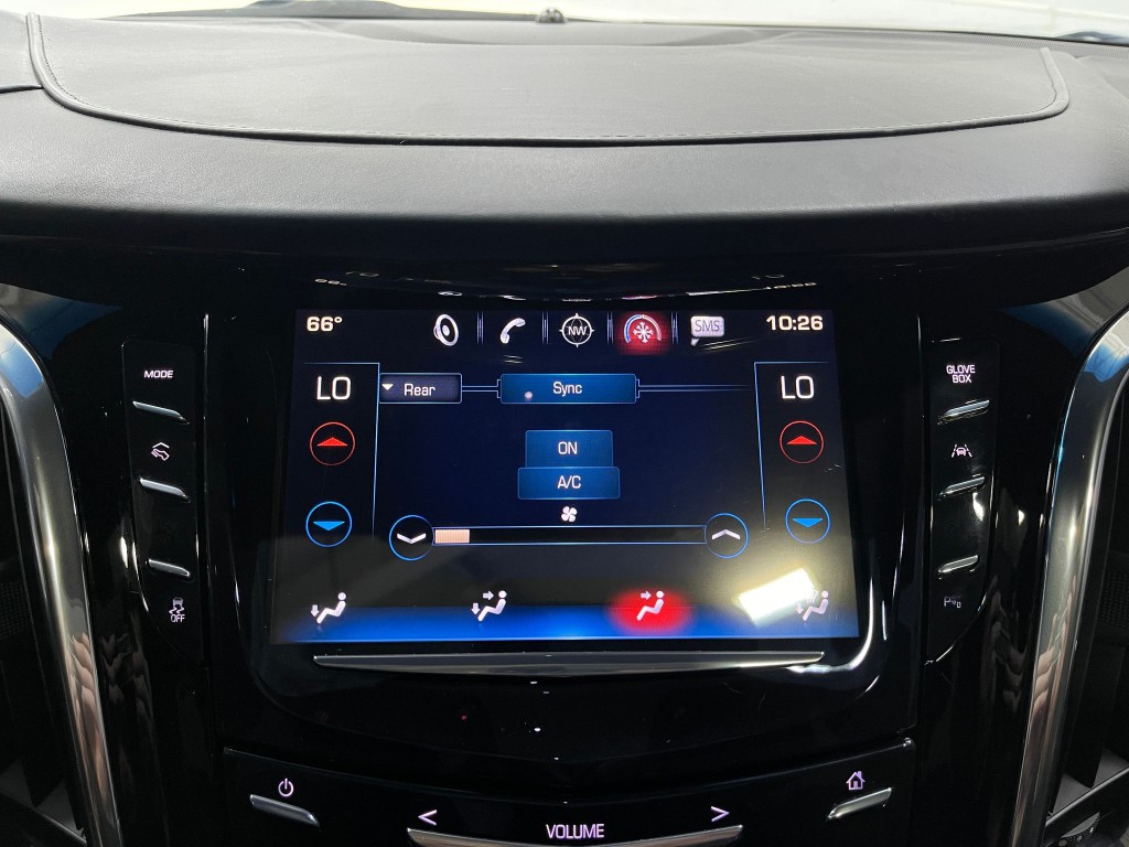 2018 Cadillac Escalade Image 26