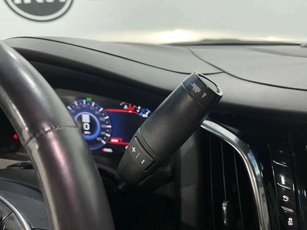 2018 Cadillac Escalade Image 30