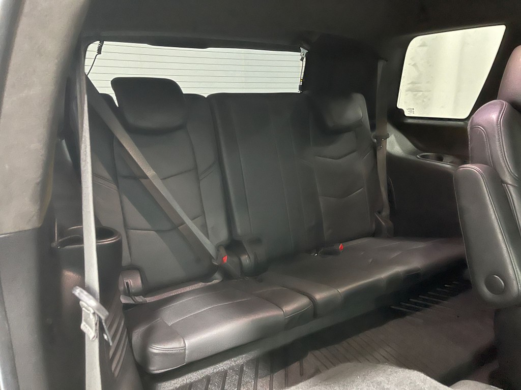 2018 Cadillac Escalade Image 33