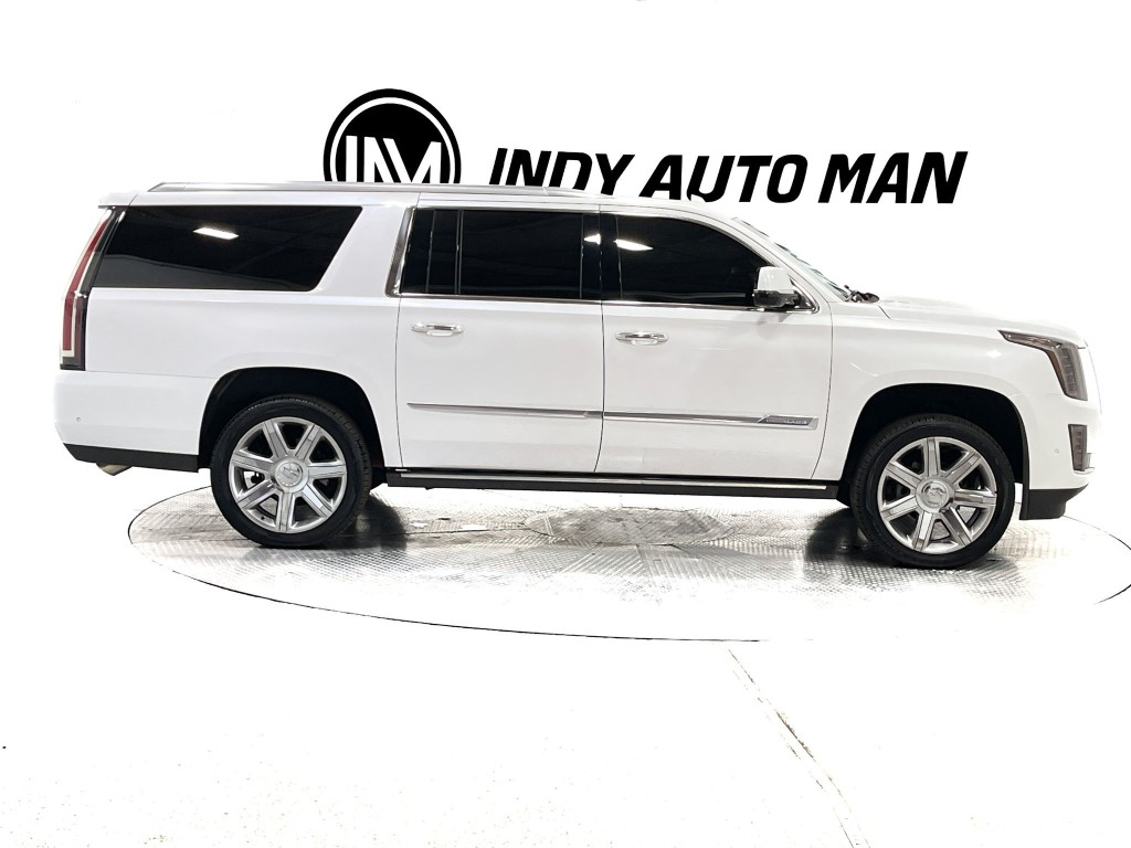 2018 Cadillac Escalade Image 3