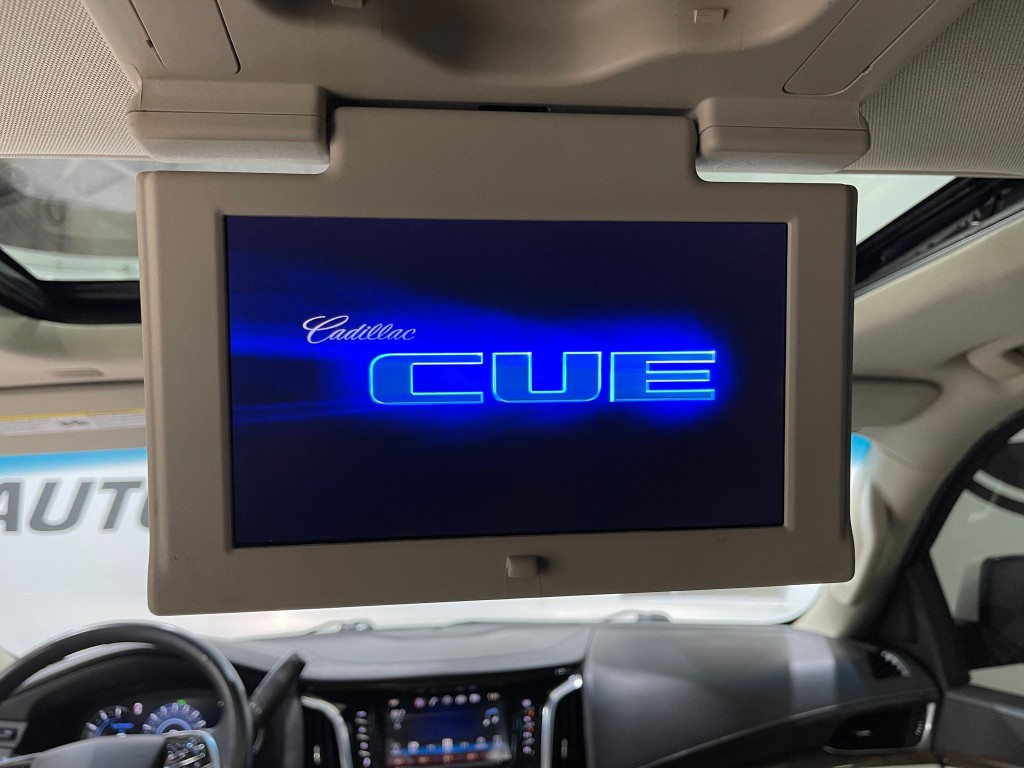 2018 Cadillac Escalade Image 12