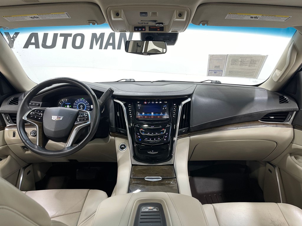 2018 Cadillac Escalade Image 19