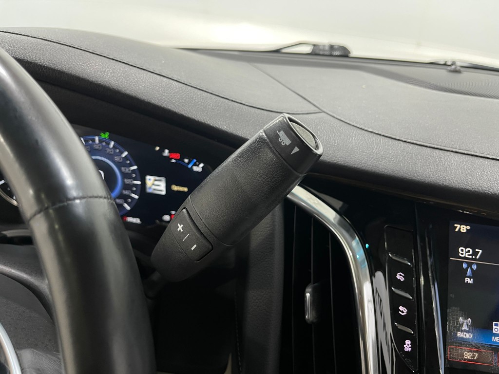 2018 Cadillac Escalade Image 29
