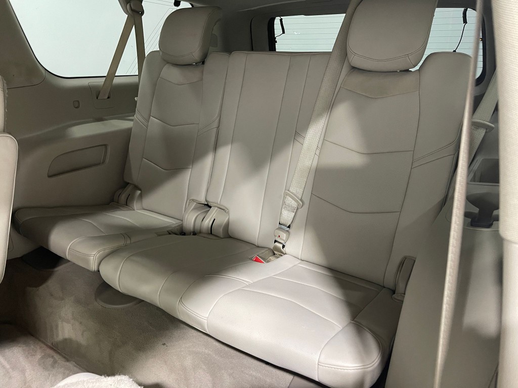 2018 Cadillac Escalade Image 31