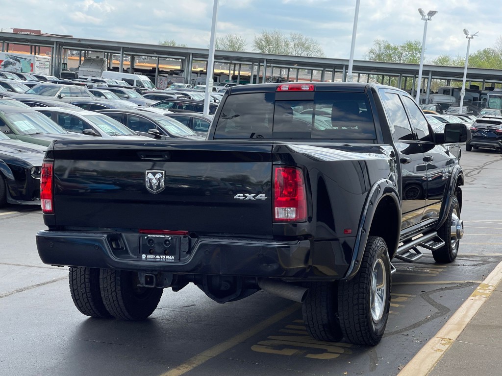 2018 RAM 3500 Image 3